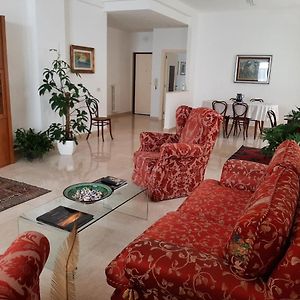Interno13Bari